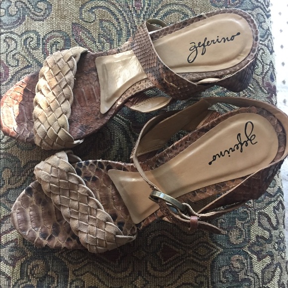 Sandals - Picture 3 of 4